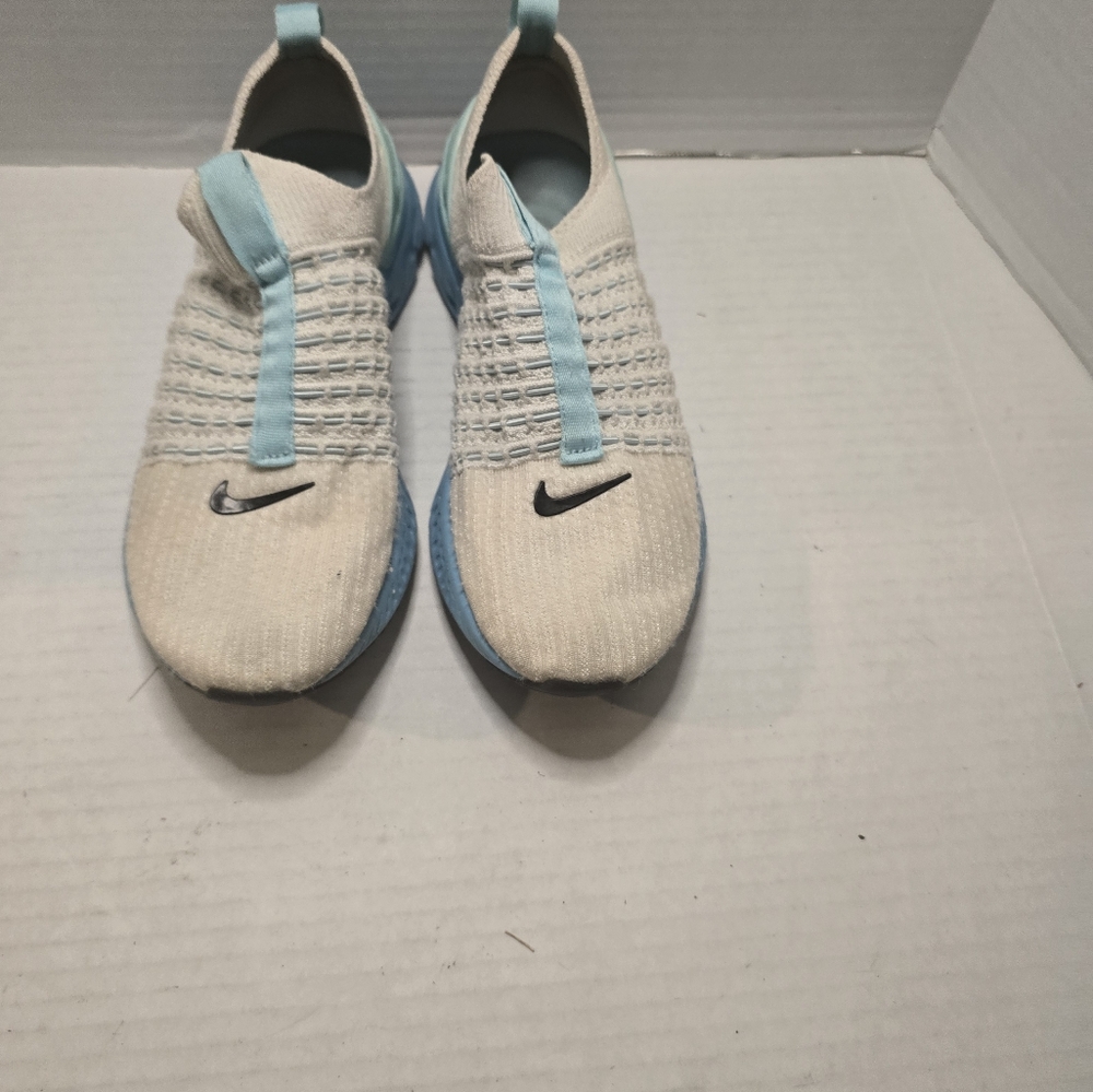 Women running‎ shoes. Nike React Brand 2021. USED